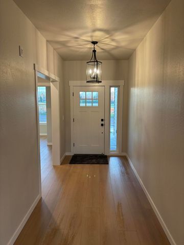 3715 Ford Drive, Medford, OR 97504