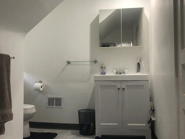 5633 Northumberland St, Squirrel Hill, PA 15217