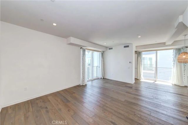 1937 Griffith Park Boulevard, Silver Lake, CA 90039