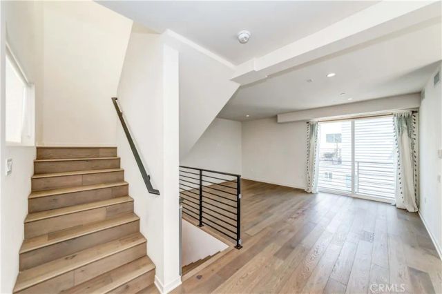 1937 Griffith Park Boulevard, Silver Lake, CA 90039