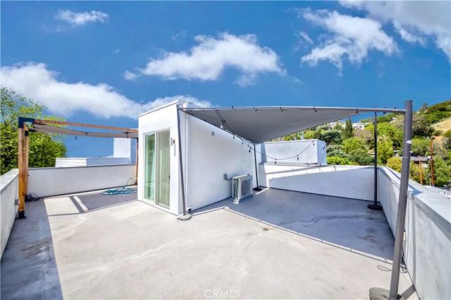 1937 Griffith Park Boulevard, Silver Lake, CA 90039