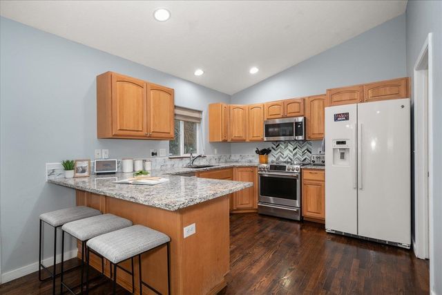 5885 Sandy Court Rd, Nine Mile Falls, WA 99026