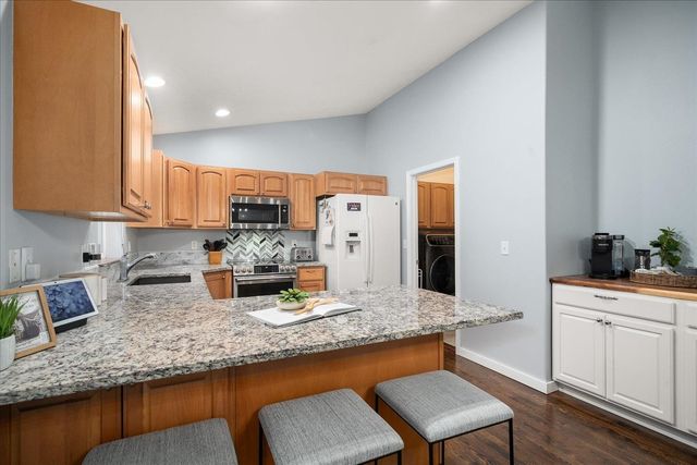 5885 Sandy Court Rd, Nine Mile Falls, WA 99026