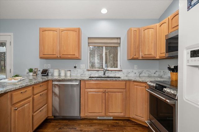 5885 Sandy Court Rd, Nine Mile Falls, WA 99026