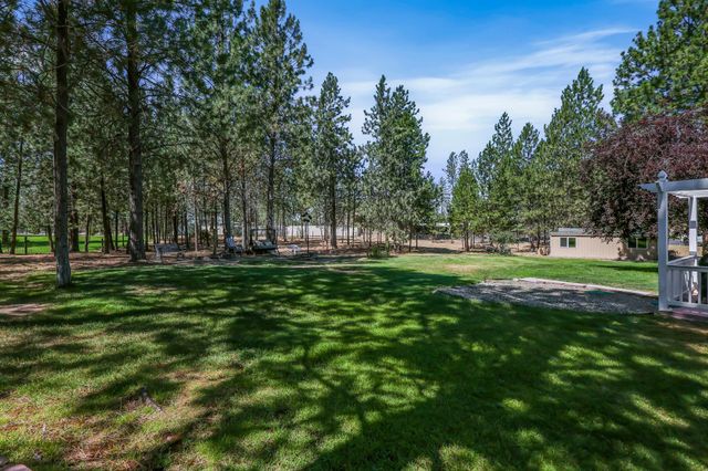 5885 Sandy Court Rd, Nine Mile Falls, WA 99026