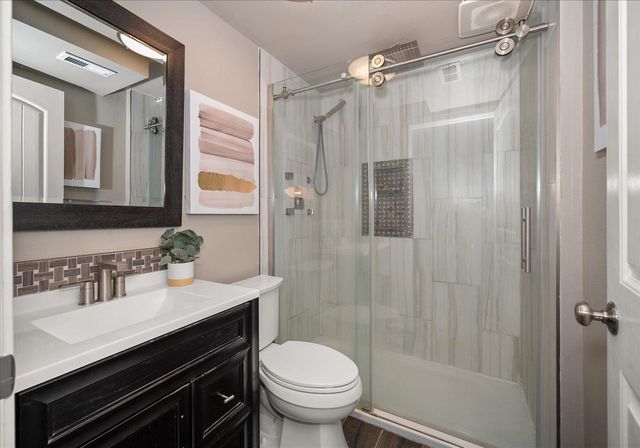 5885 Sandy Court Rd, Nine Mile Falls, WA 99026