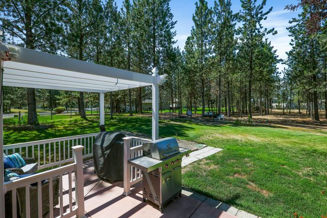 5885 Sandy Court Rd, Nine Mile Falls, WA 99026