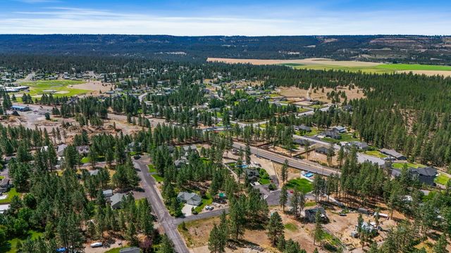 5885 Sandy Court Rd, Nine Mile Falls, WA 99026