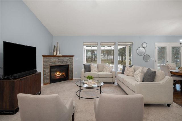 5885 Sandy Court Rd, Nine Mile Falls, WA 99026