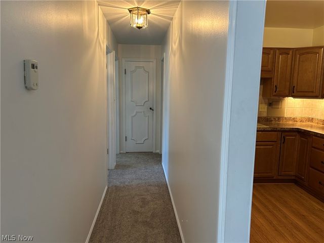 3167 Linden Road 204, Rocky River, OH 44116