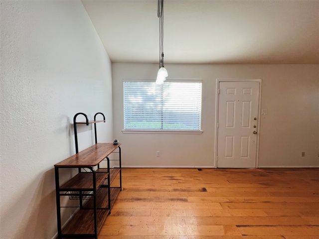 5759 Cedar Creek Drive, Benbrook, TX 76109