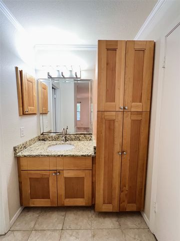 5759 Cedar Creek Drive, Benbrook, TX 76109