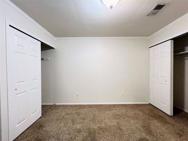 5759 Cedar Creek Drive, Benbrook, TX 76109