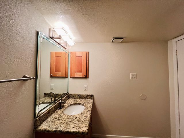 5759 Cedar Creek Drive, Benbrook, TX 76109