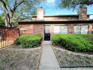 5759 Cedar Creek Drive, Benbrook, TX 76109