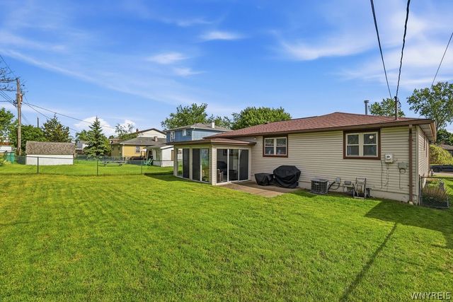 102 North Seine Drive, Cheektowaga, NY 14227