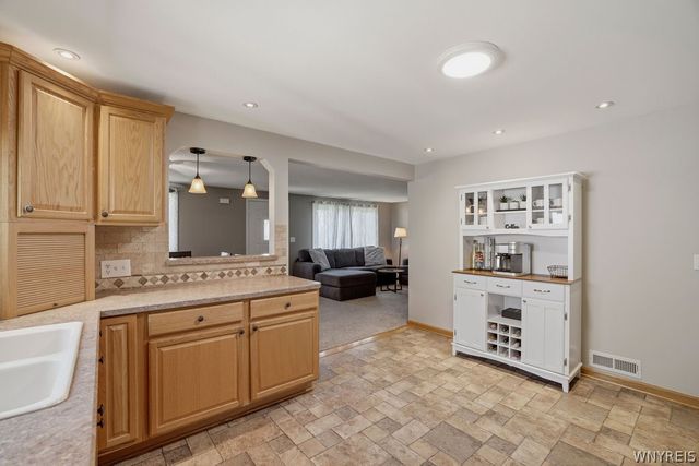 102 North Seine Drive, Cheektowaga, NY 14227