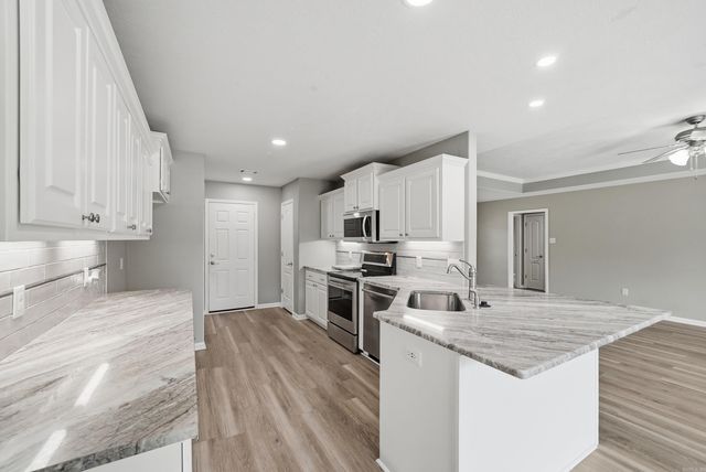 41 Weatherwood Drive, Greenbrier, AR 72058