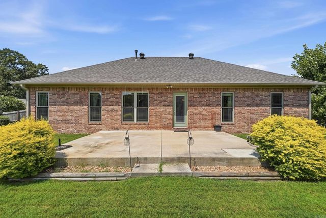 41 Weatherwood Drive, Greenbrier, AR 72058