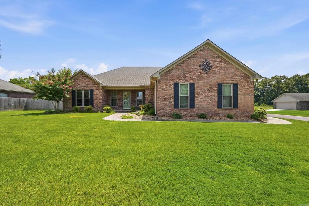 41 Weatherwood Drive, Greenbrier, AR 72058