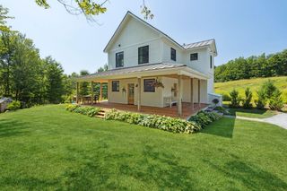 704 Cross Road, Stowe, VT 05672