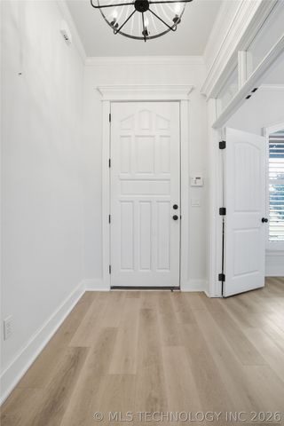 16802 S 11th West Avenue, Glenpool, OK 74033