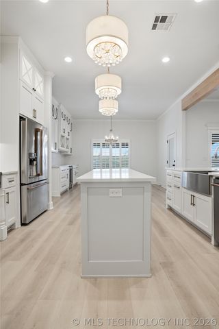 16802 S 11th West Avenue, Glenpool, OK 74033