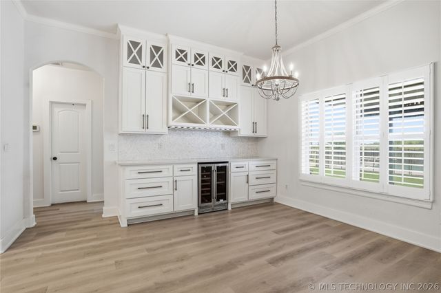 16802 S 11th West Avenue, Glenpool, OK 74033