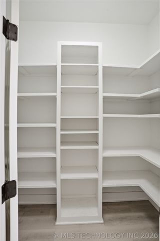 16802 S 11th West Avenue, Glenpool, OK 74033