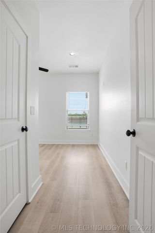 16802 S 11th West Avenue, Glenpool, OK 74033