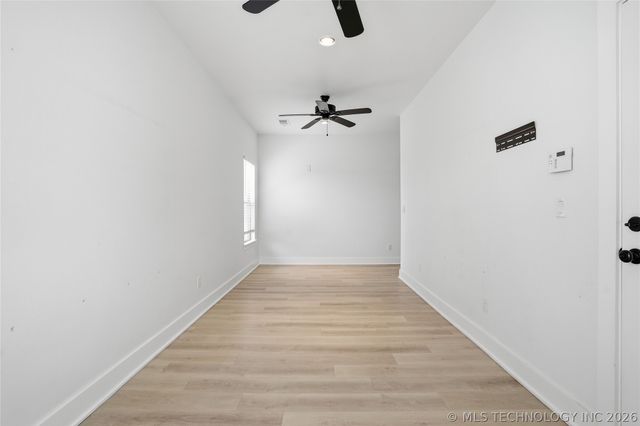 16802 S 11th West Avenue, Glenpool, OK 74033