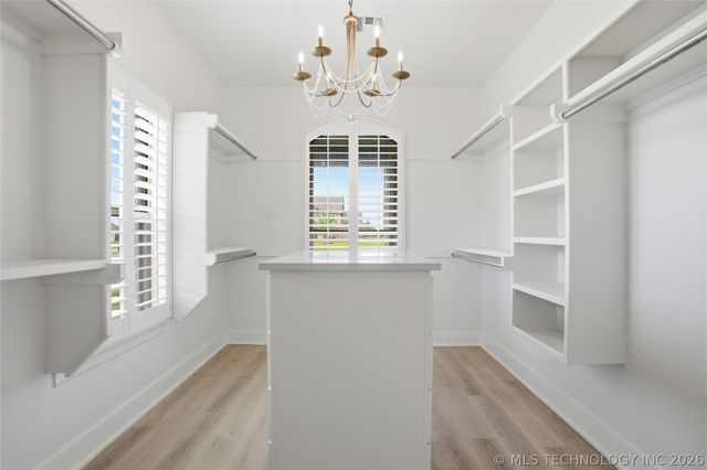 16802 S 11th West Avenue, Glenpool, OK 74033