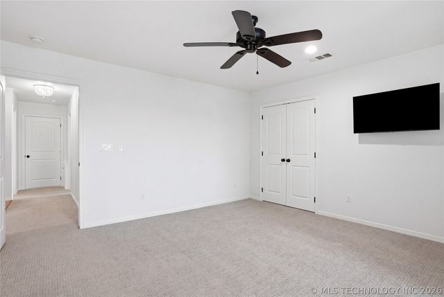 16802 S 11th West Avenue, Glenpool, OK 74033