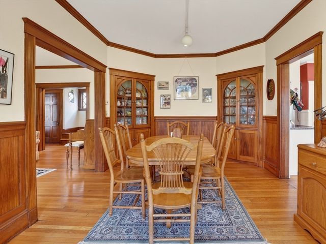 44 Hemlock Street, Needham, MA 02492