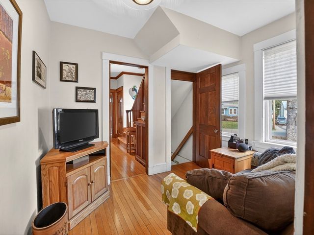 44 Hemlock Street, Needham, MA 02492