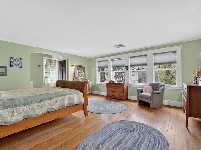 44 Hemlock Street, Needham, MA 02492