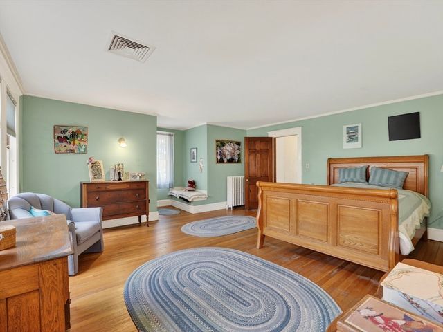 44 Hemlock Street, Needham, MA 02492