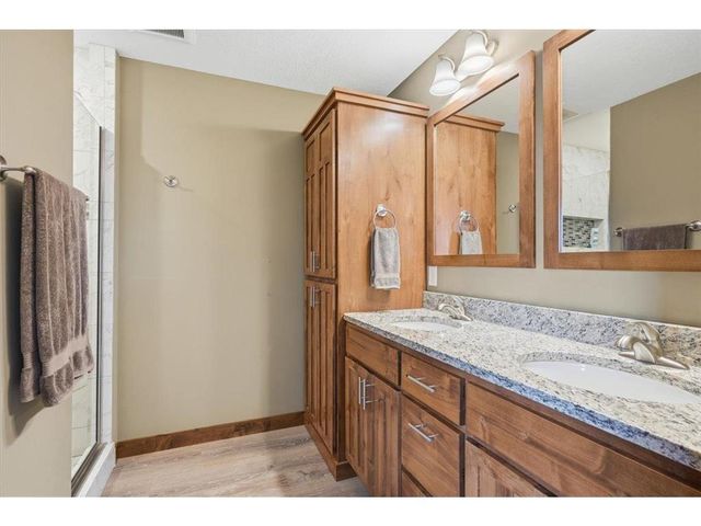 265 Vista Circle, River Falls, WI 54022