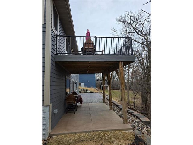 265 Vista Circle, River Falls, WI 54022