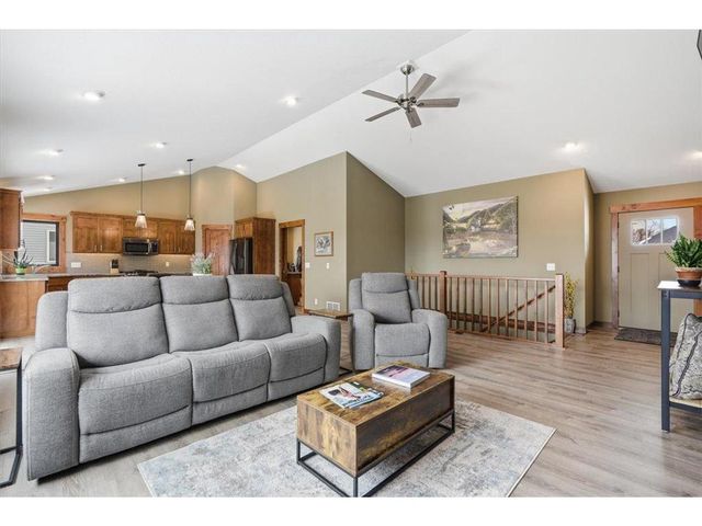 265 Vista Circle, River Falls, WI 54022