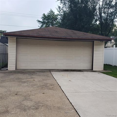 2043 Mill Street, Lincoln Park, MI 48146