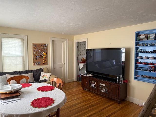 45 Mcphee Road 1, Framingham, MA 01701