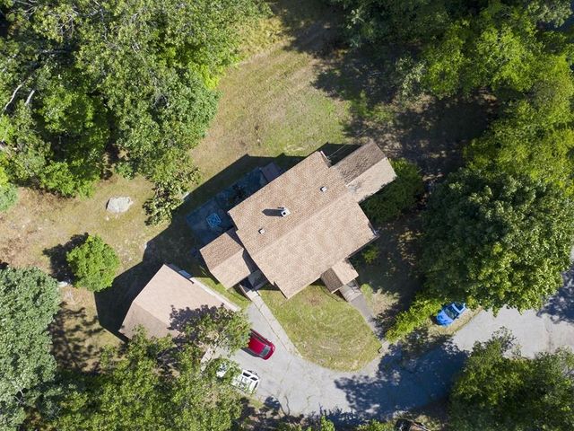 2 Diane St, Millbury, MA 01527