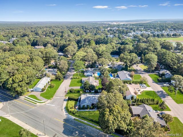 386 Mill Road, Westhampton, NY 11977