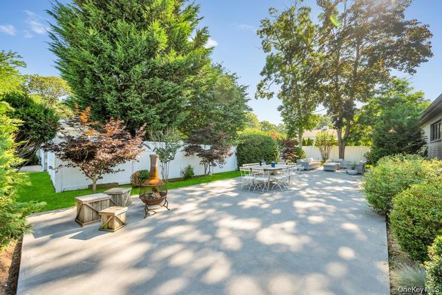 386 Mill Road, Westhampton, NY 11977