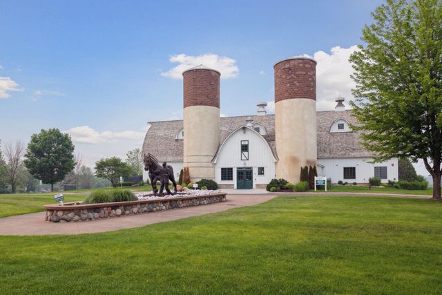 5013 162nd Street W, Lakeville, MN 55044