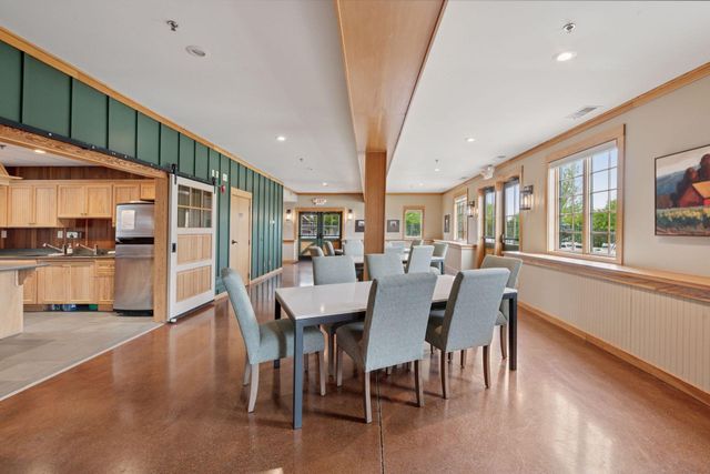 5013 162nd Street W, Lakeville, MN 55044