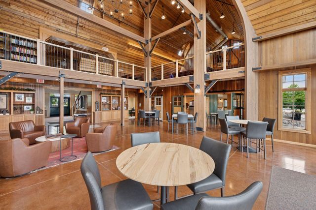 5013 162nd Street W, Lakeville, MN 55044