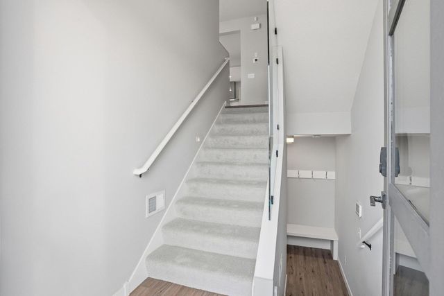 5013 162nd Street W, Lakeville, MN 55044