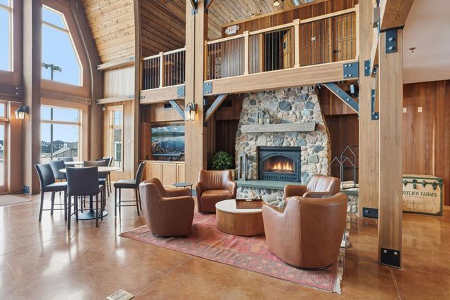 5013 162nd Street W, Lakeville, MN 55044